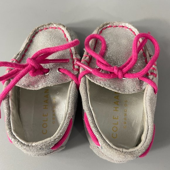 Cole Haan Toddler Silver Grant Driver Moccasins Size 2M - Picture 10 of 11